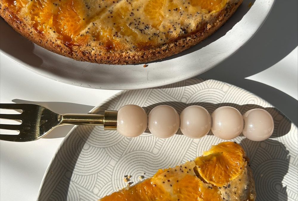 MANDARIN & POPPY SEED UPSIDE DOWN CAKE