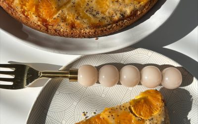 MANDARIN & POPPY SEED UPSIDE DOWN CAKE